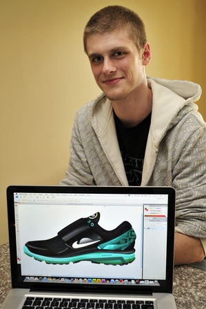 091410 NEWS Neal Nike Shoe MRM.jpg